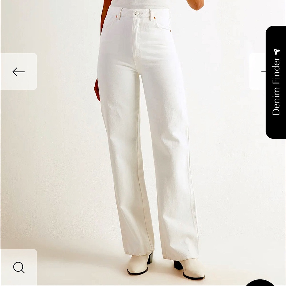 Rolla’s White Wide Leg Jean